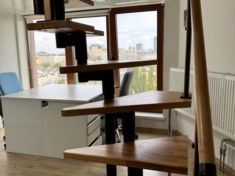 комерційна за адресою Пирогова вул., 2/37б