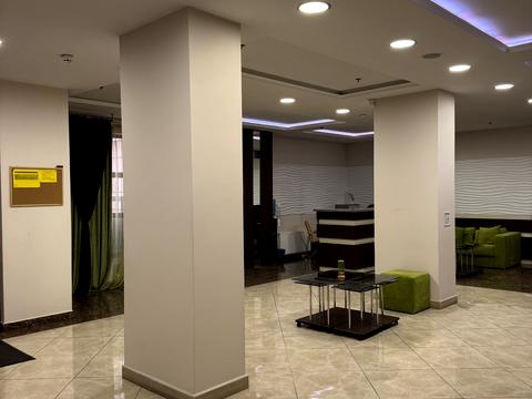 комерційна за адресою Пирогова вул., 2/37б