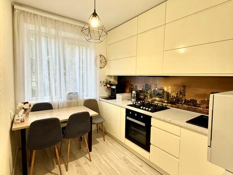 квартира по адресу Червоной Калины просп., 63