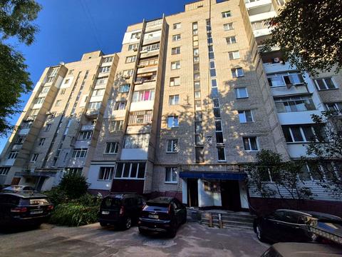 квартира за адресою Остапа Вишні вул., 5