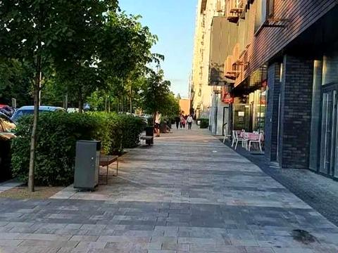 квартира по адресу Салютная ул., 2