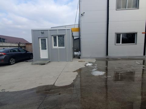 комерційна за адресою Олександра Матросова вул., 6