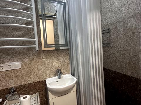 квартира за адресою Перемоги вул., 32