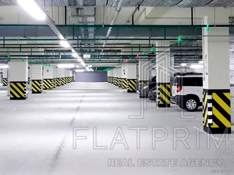 паркоместо по адресу Андрея Верхогляда ул. (Михайла Драгомирова), 9