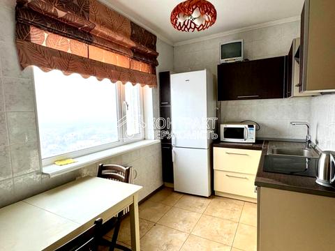 квартира за адресою Ахсарова вул., 1