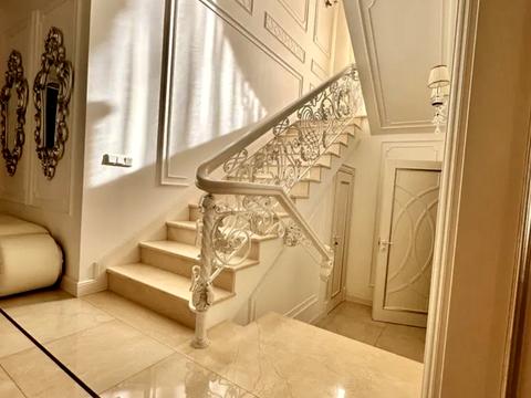 дом по адресу  ул.