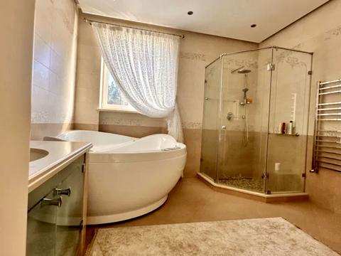 дом по адресу  ул.