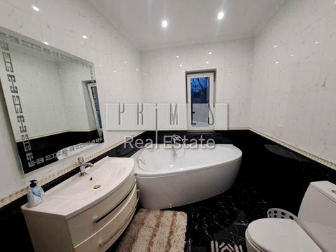 будинок за адресою Анатолія Солов'яненка вул.