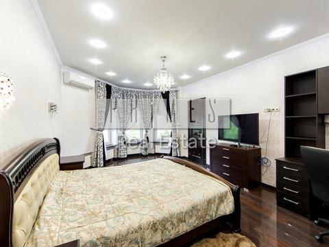 будинок за адресою Анатолія Солов'яненка вул.