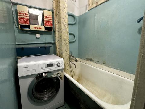 квартира за адресою Зарічанська вул., 24