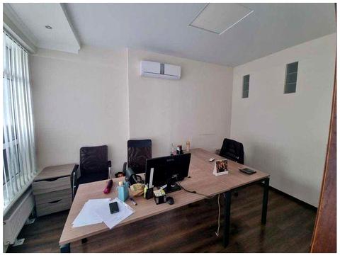 комерційна за адресою Кловський узвіз, 7