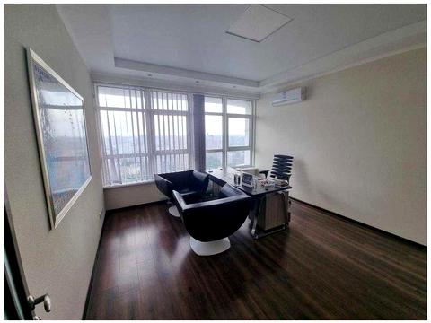 комерційна за адресою Кловський узвіз, 7