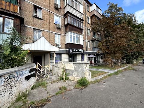 комерційна за адресою Вадима Гетьмана вул., 30