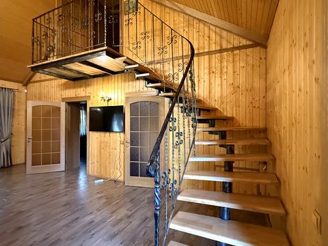 будинок за адресою Отамана Орлика вул.