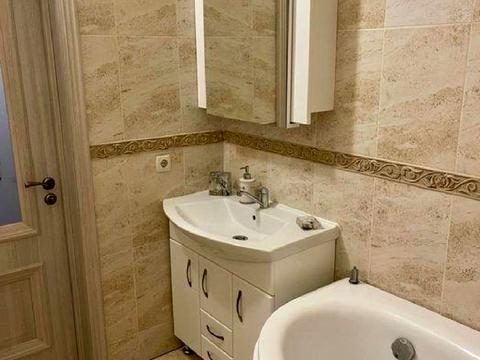 квартира за адресою Ділова вул. (Димитрова), 4