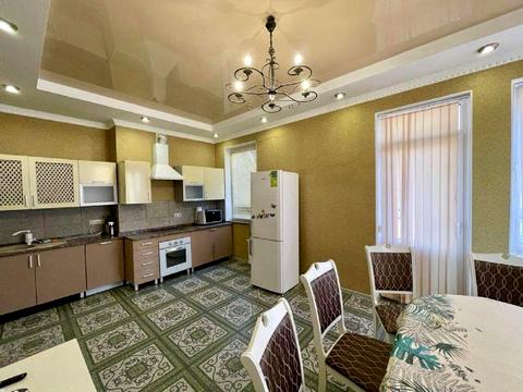 квартира за адресою Ділова вул. (Димитрова), 4