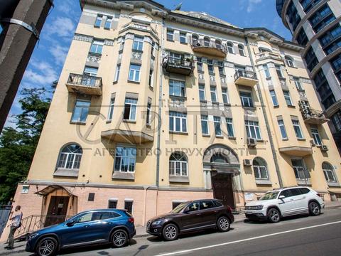 квартира за адресою Круглоуніверситетська вул., 7