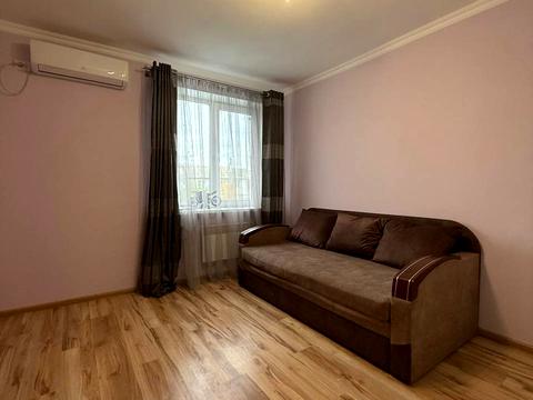 квартира за адресою Вишнева, 19