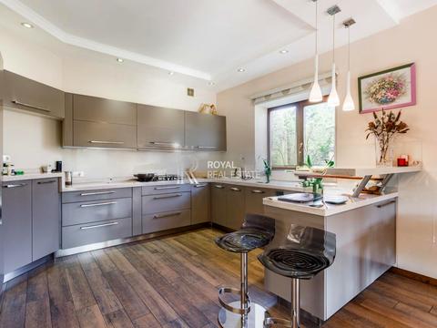 будинок за адресою Ярослава Мудрого вул.