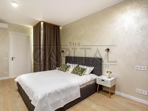 квартира по адресу Печерский спуск, 13