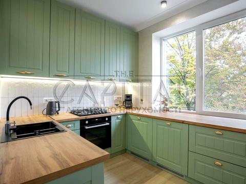 квартира по адресу Печерский спуск, 13