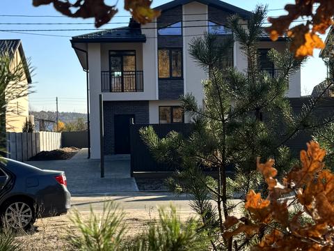 будинок за адресою Незалежності