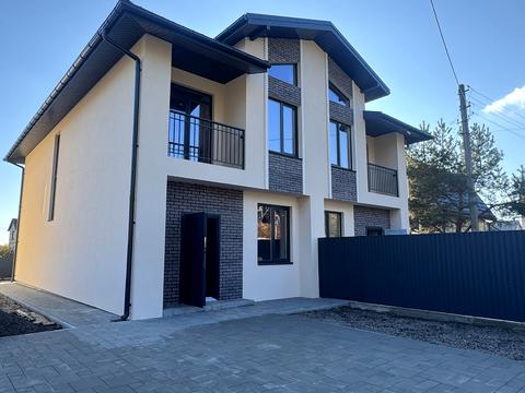 будинок за адресою Незалежності