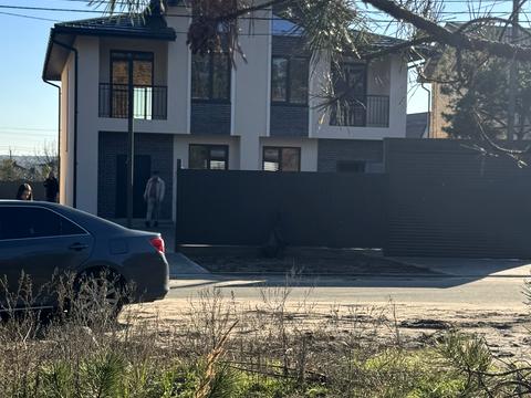 будинок за адресою Незалежності