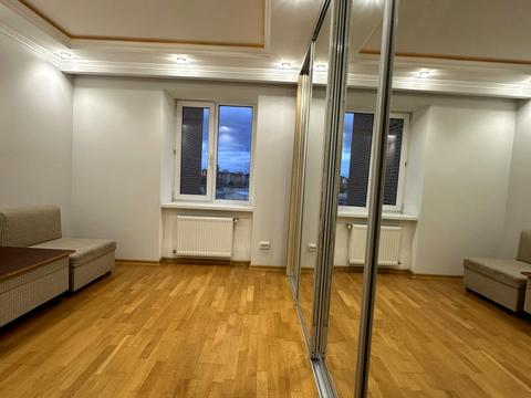 квартира за адресою Тролейбусна вул., 17