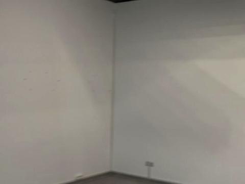 комерційна за адресою Зарічанська вул., 13