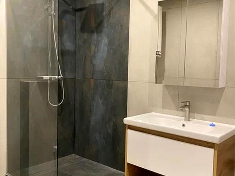 квартира за адресою Київ, Причальна вул., 14