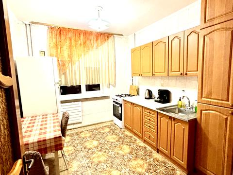 квартира по адресу Зои Гайдай ул., 10