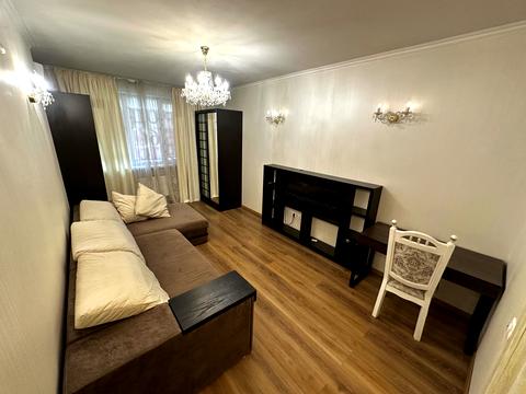 квартира за адресою Феодосійська вул., 1-А