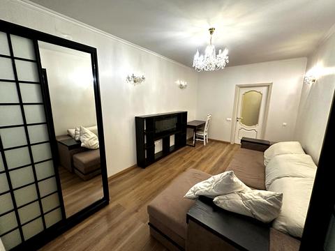 квартира за адресою Феодосійська вул., 1-А