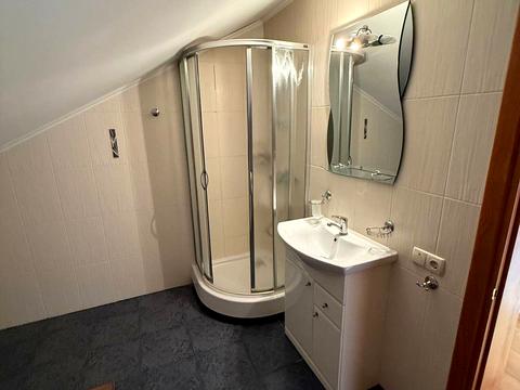 квартира по адресу Заречанская ул., 46/1