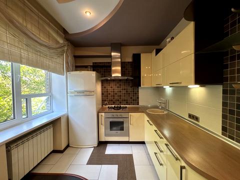 квартира за адресою Незалежної України вул. (40 років Радянської України), 82