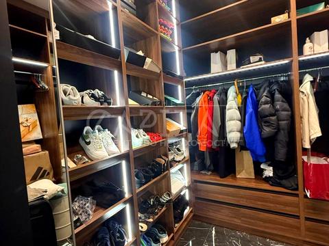 квартира за адресою Зарічна вул., 1-Г