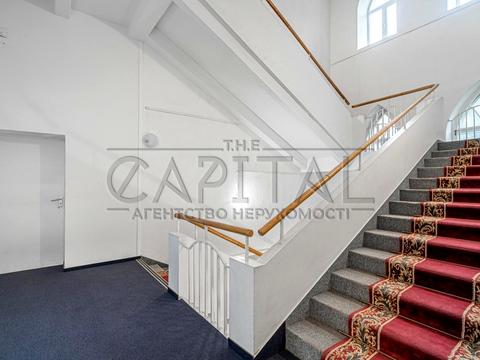 комерційна за адресою Євгена Чикаленка вул. (Пушкінська), 34