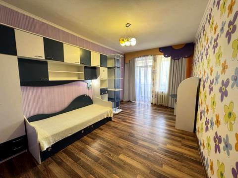 квартира за адресою Незалежної України вул. (40 років Радянської України), 82