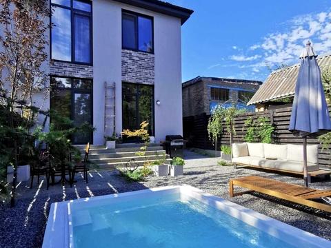 будинок за адресою Героїв вул.