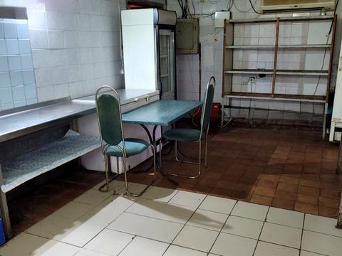 комерційна за адресою Центральна, 103