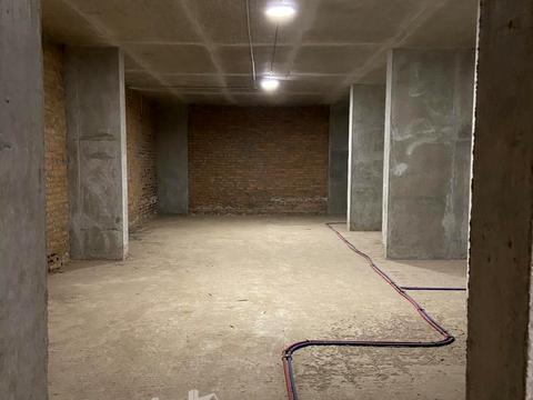 комерційна за адресою Івана Сокура пров., 1