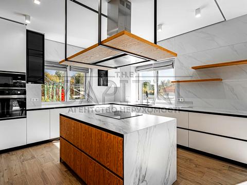 будинок за адресою Сонячна вул.