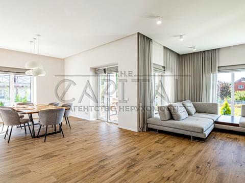 будинок за адресою Сонячна вул.