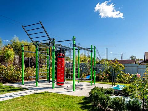 будинок за адресою Сонячна вул.