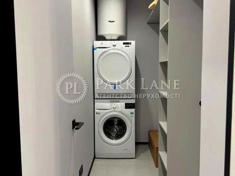 квартира за адресою Салютна вул., 2/1