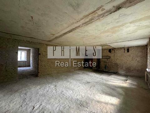 комерційна за адресою Василя Яна вул., 2