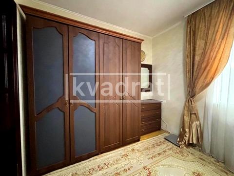 будинок за адресою Карпатської Січі вул. (Гвардійська)