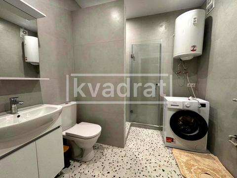 будинок за адресою Карпатської Січі вул. (Гвардійська)