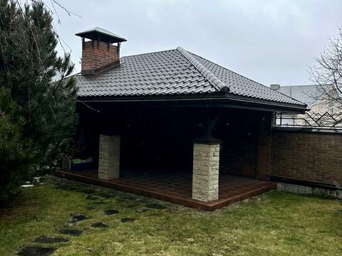 дом по адресу коновальця